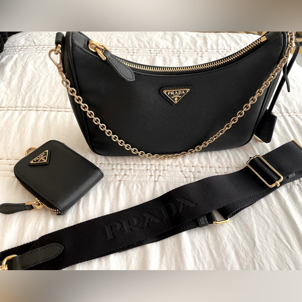 Prada Re edition 2005 leather bag